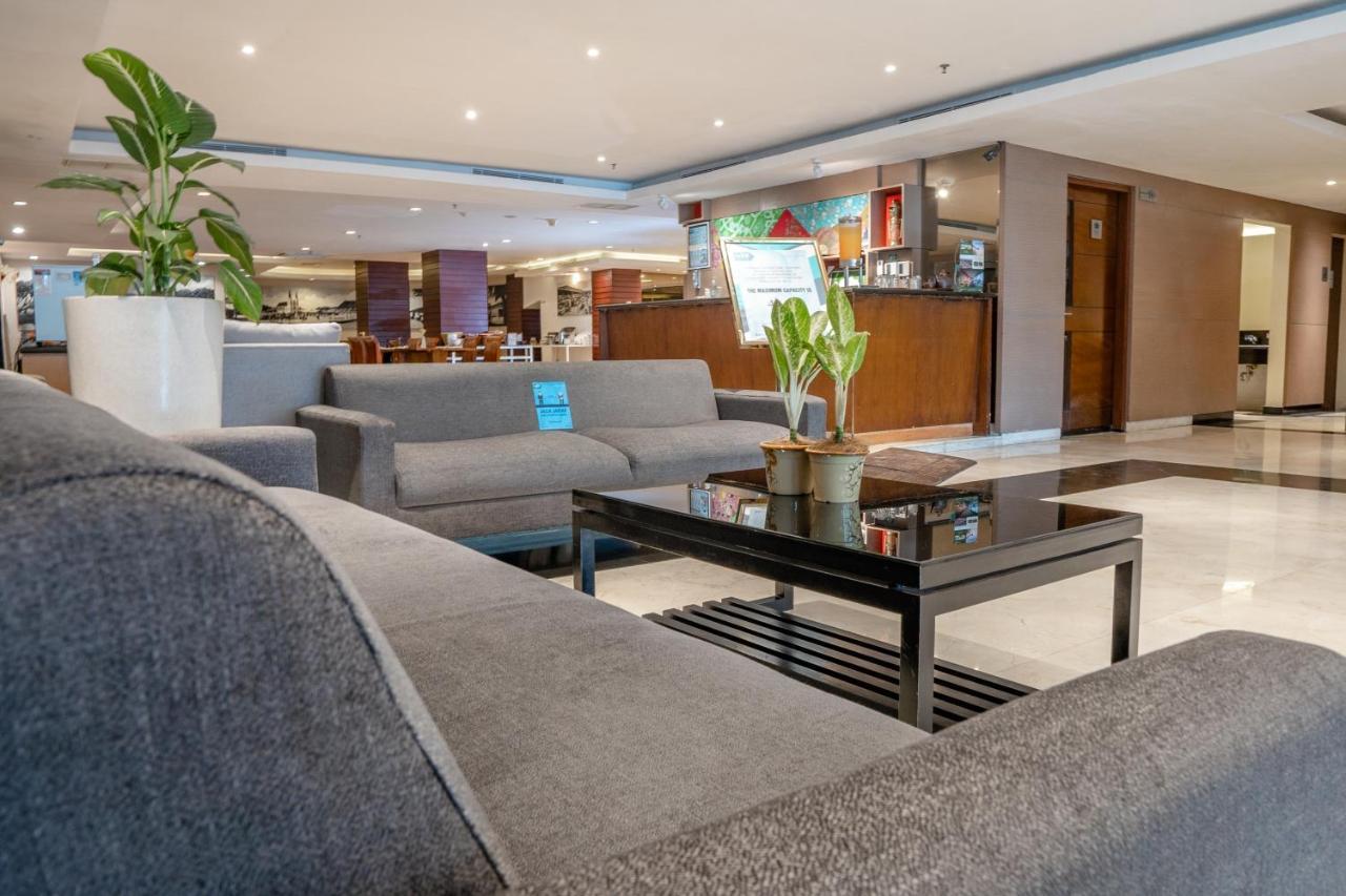The 1o1 Oj Hotel
