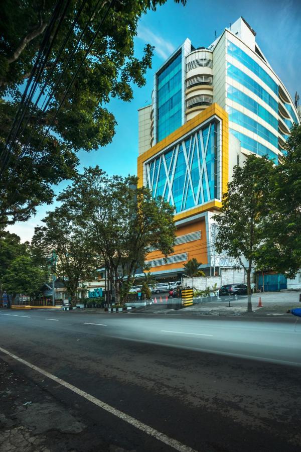 Hotel The 1o1 Oj 4*