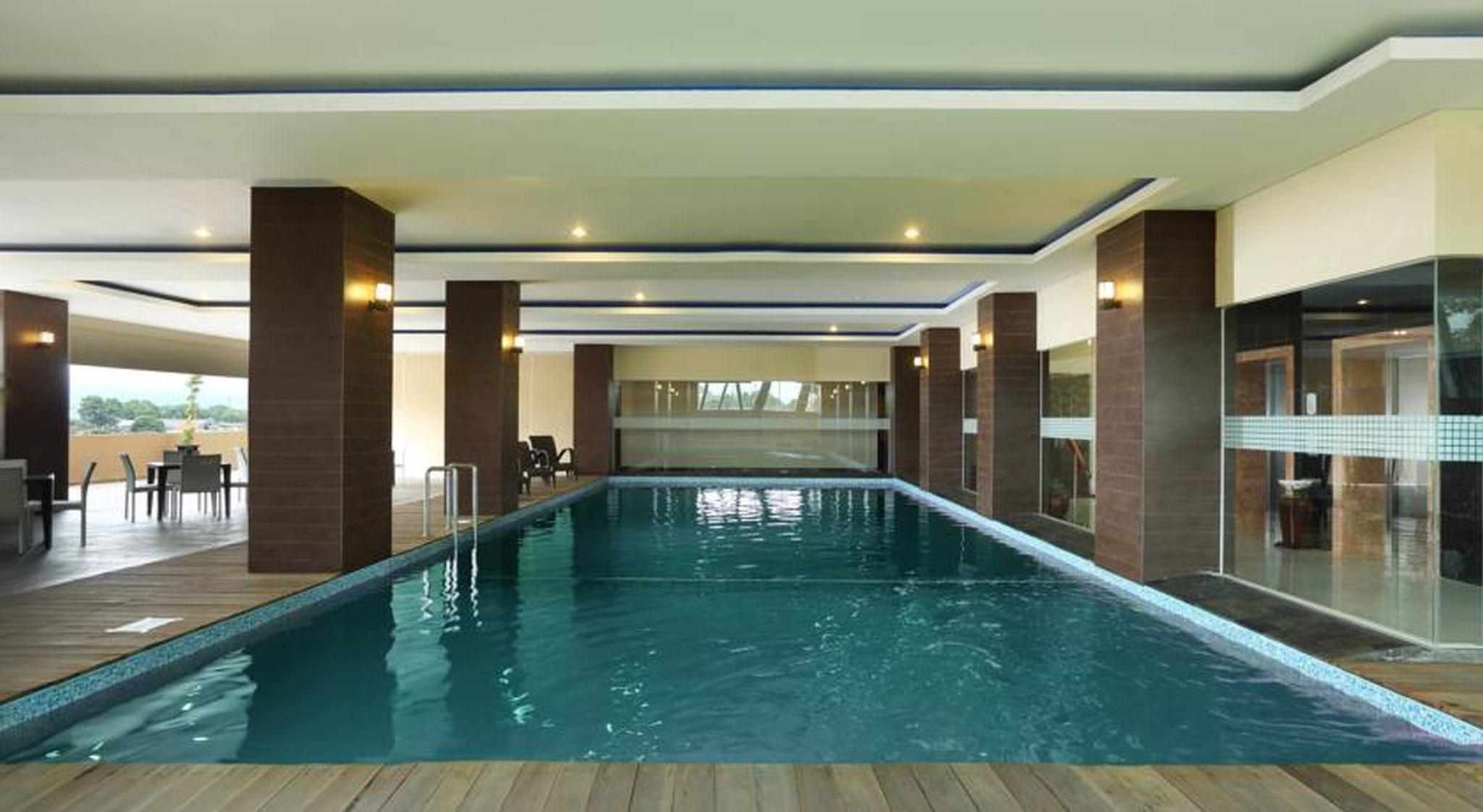 The 1o1 Oj Hotel
